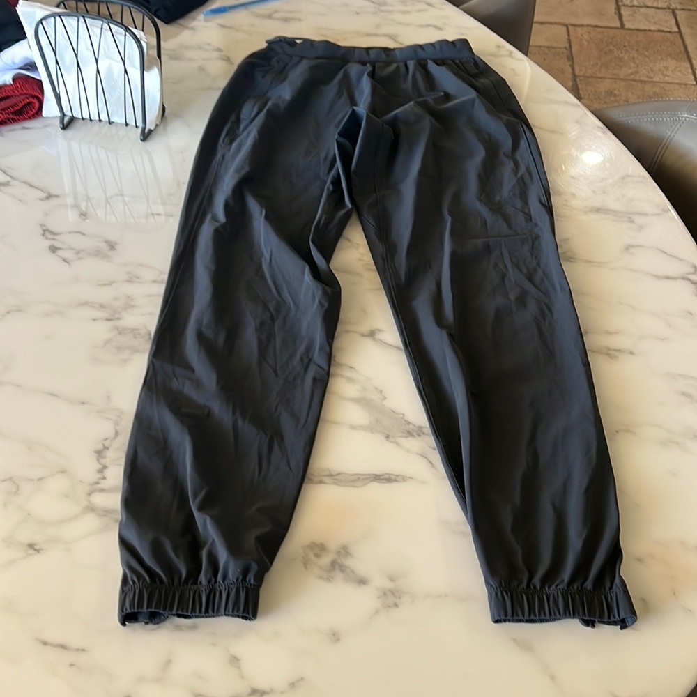 Lululemon joggers